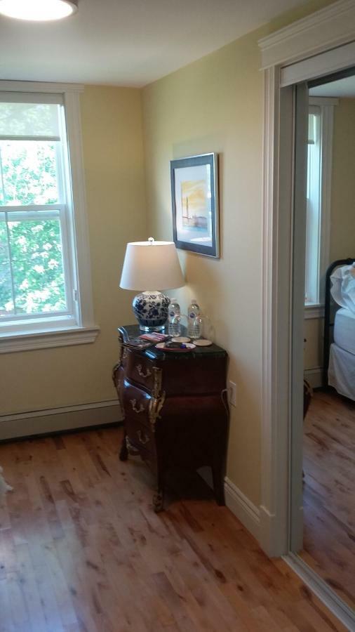 Sunbury Cove Winery Bed and Breakfast Miscouche Buitenkant foto